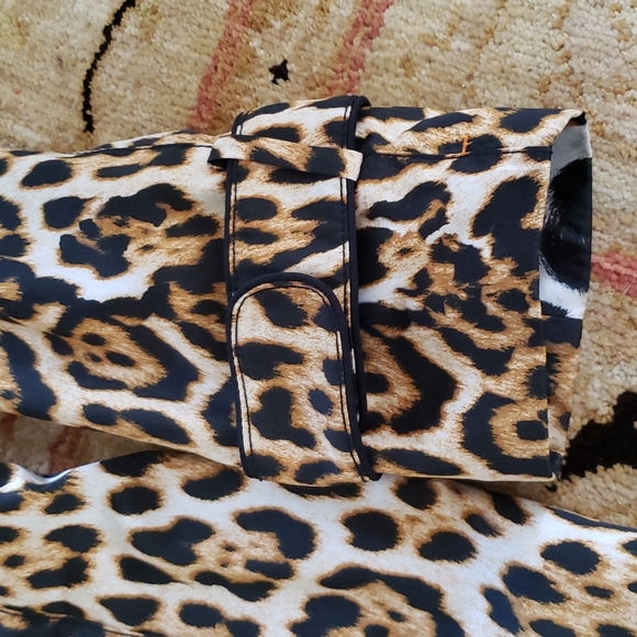 Carlisle 100% Silk Leopard Print Women’s Jacket - Picture 2 of 11